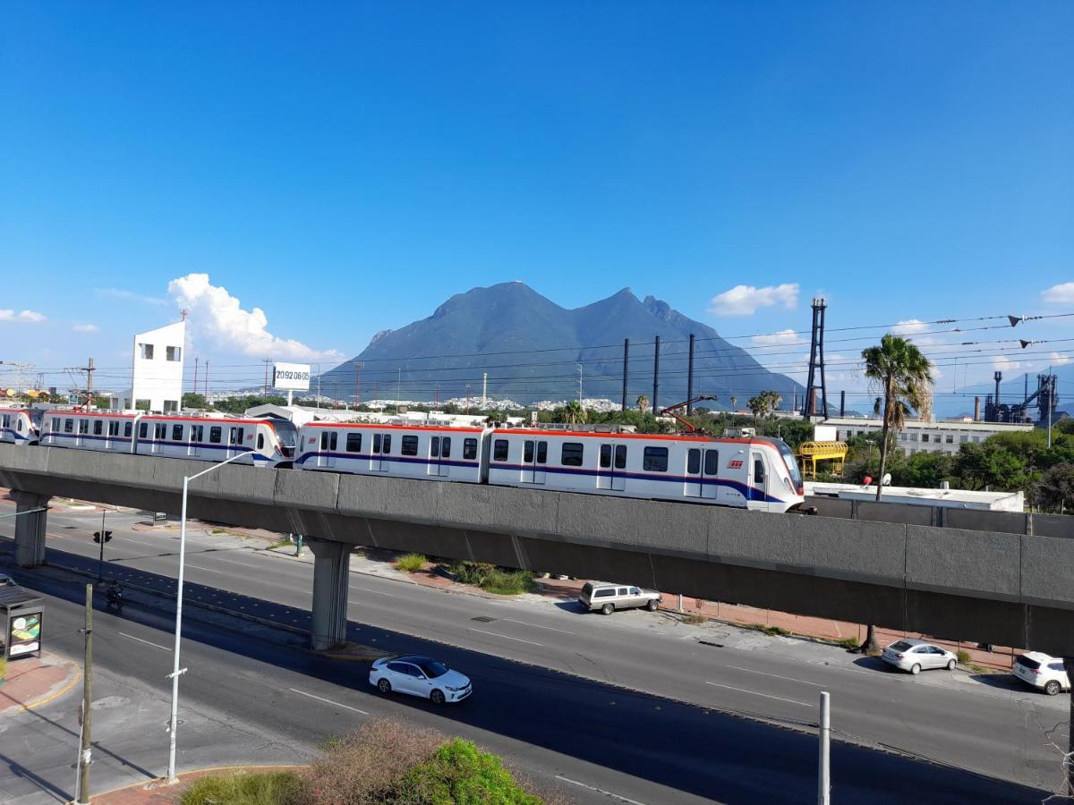 Special Hoestel In Monterrey! Εξωτερικό φωτογραφία